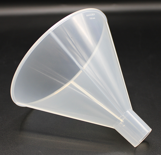 FN-511 - Plastic Funnel, 150 mm Top Diameter, 28 mm Stem OD, 33 mm Long Stem (FN511)